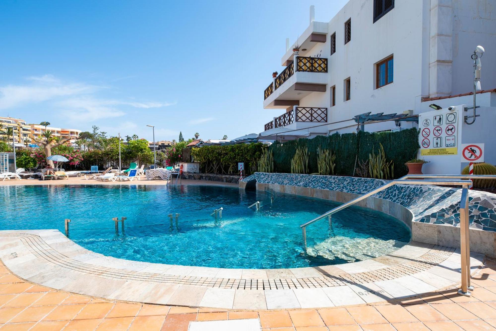 Neptuno Ocean View, Line With Pool